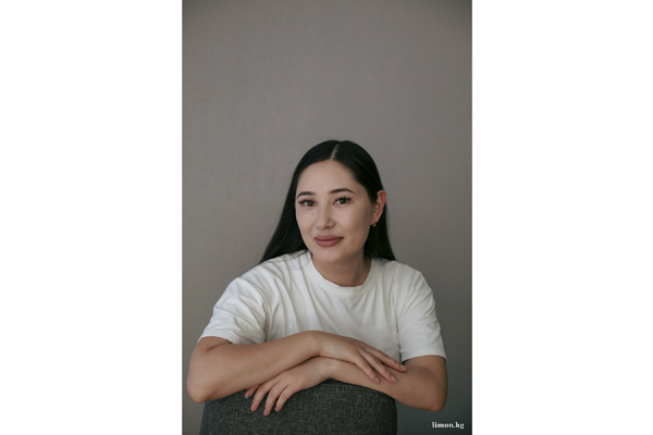 «Личный бренд — это капитал»: интервью с Мээрим Джунушалиевой о digital-маркетинге, креативе и построении репутации