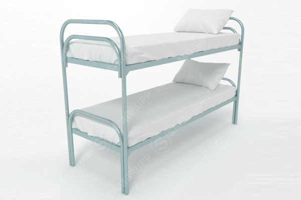 Чем отличаются металлические кровати для строительного персонала