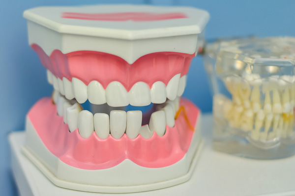 Удаление зубов: современный подход к этой стоматологической процедуре