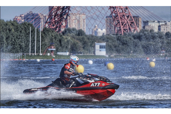 Петербуржец Анастас Панченко стал чемпионом России и обладателем Кубка России по аквабайку