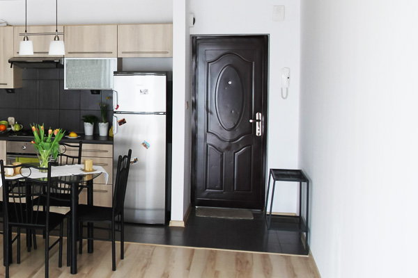 Дверные проемы и двери: обустройство входа в квартиру и межкомнатных проемов