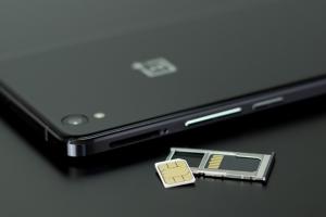 eSIM: Технология, которая меняет правила игры в мобильной связи