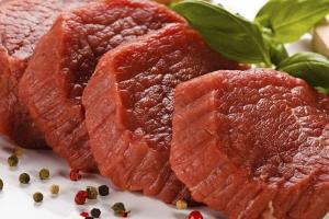 Диетолог предупредила об опасности красного мяса
