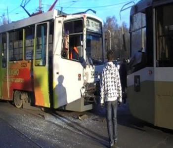 В Нижнем Новгороде столкнулись два трамвая!