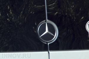 Mercedes   ,   - 