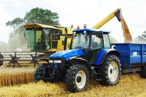 Ремонт тракторов МТЗ: от дедовских методов до цифровой точности