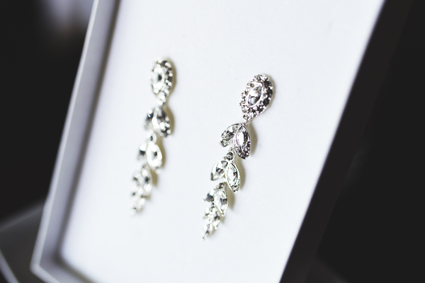 Украшения с бриллиантами и деловой дресс-код