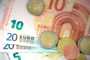 Как изменится стоимость доллара и евро на этой неделе?