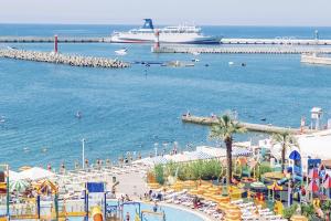 Из Питера в Сочи: от белых ночей до ласкового моря