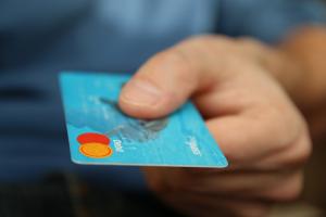 Займы в наши дни: как не потеряться в море предложений? Сравнительный анализ для разумного выбора