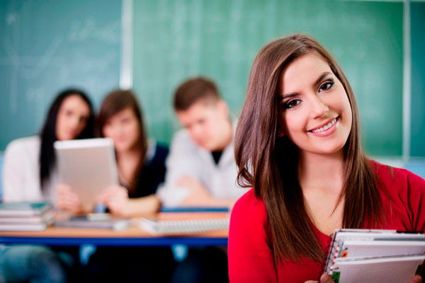 Как выбрать педагогический или медицинский вуз в Москве