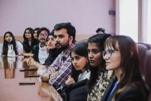 Лучшие практики преподавания русского языка иностранцам реализованы в проекте «Дефис»