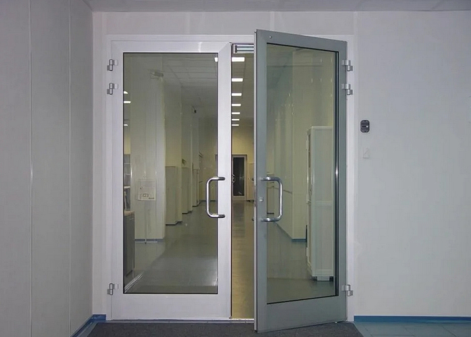 Алюминиевые двери от оконной компании Народные окна