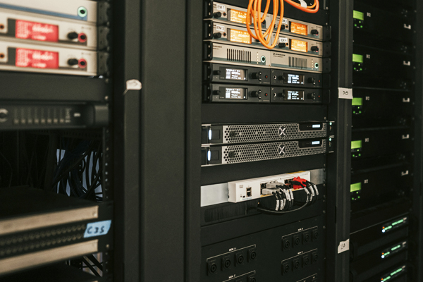 Серверы Huawei: надежный партнер в мире цифровых технологий