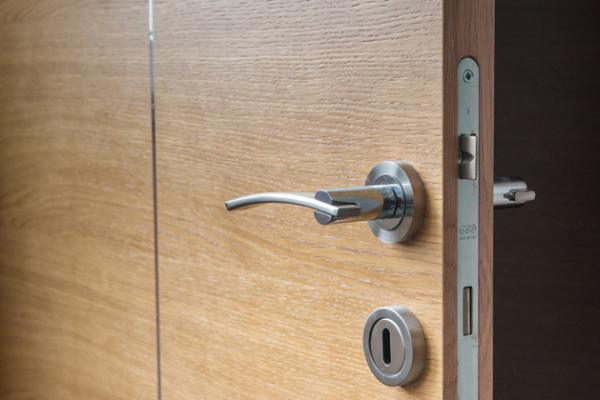 Входные двери: разнообразие и секреты создания